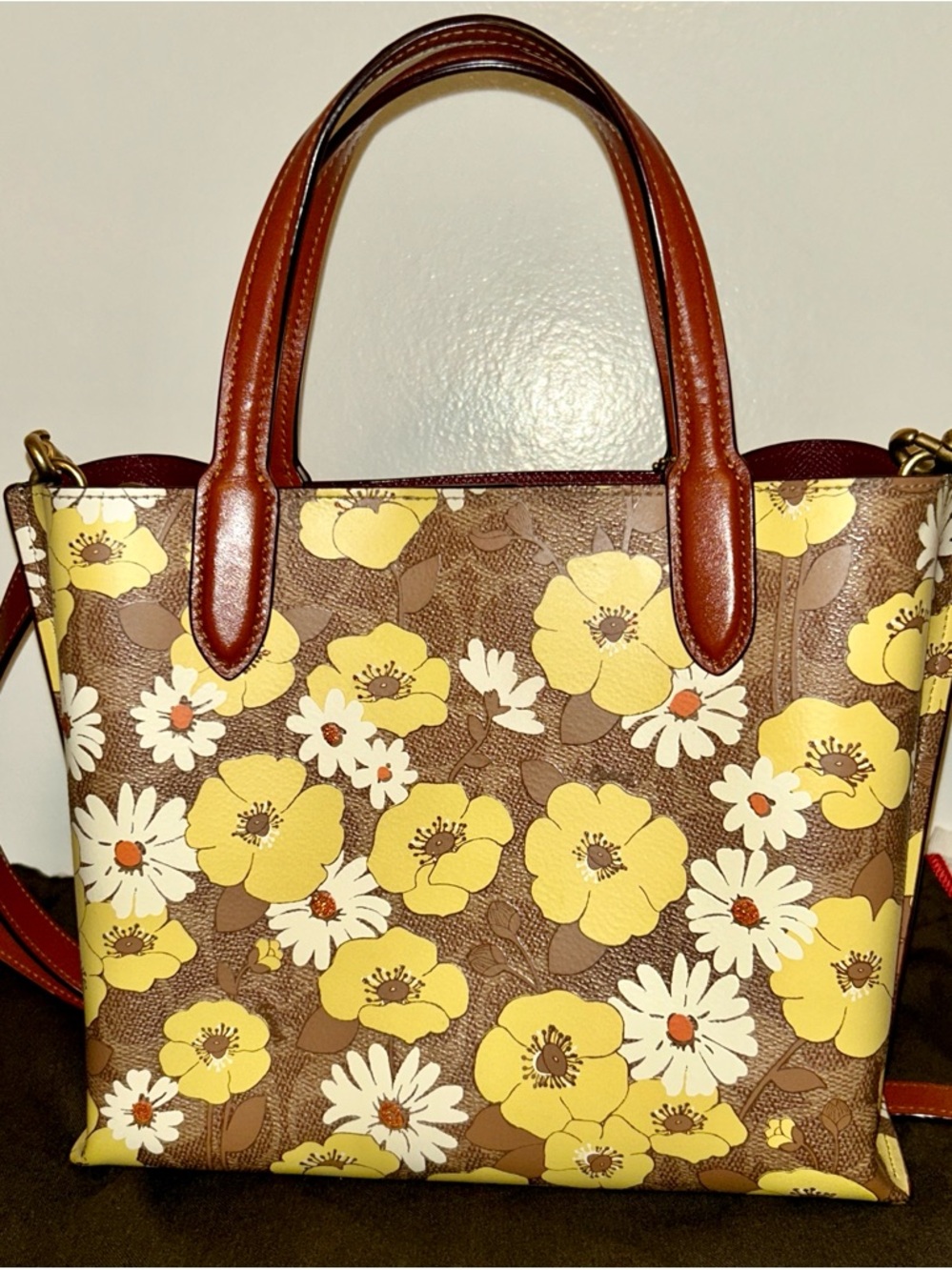 COACH Limited Edition, Willow Tote 24 In Signature Canvas With Floral Print - Picture 5 of 10